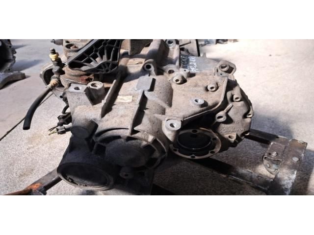 bontott SKODA OCTAVIA III Váltó (Mechanikus)