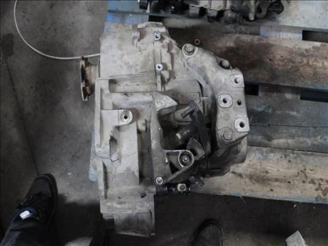 bontott SKODA OCTAVIA III Váltó (Mechanikus)