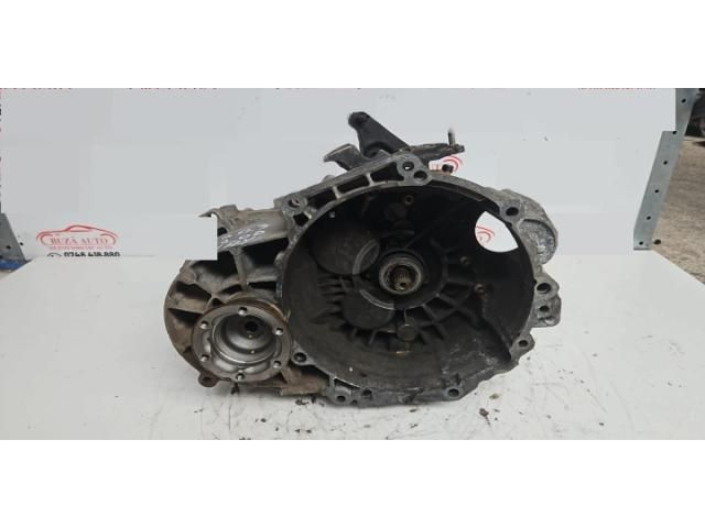 bontott SKODA OCTAVIA III Váltó (Mechanikus)