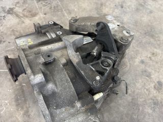 bontott SKODA OCTAVIA III Váltó (Mechanikus)