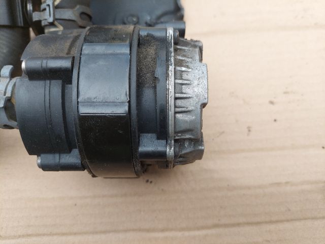 bontott SKODA OCTAVIA III Vízpumpa