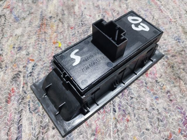 bontott SKODA OCTAVIA III Ablakemelő Kapcsoló Négyes / Kettes