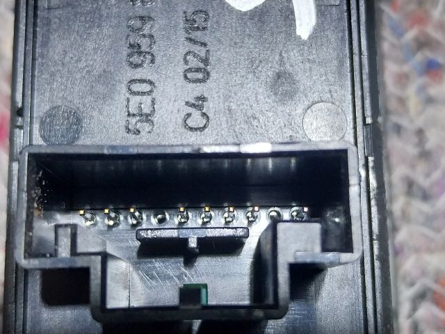 bontott SKODA OCTAVIA III Ablakemelő Kapcsoló Négyes / Kettes