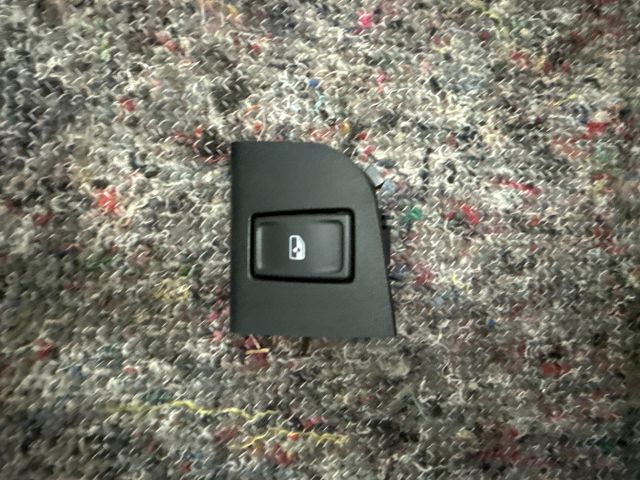 bontott SKODA OCTAVIA III Ablakemelő Kapcsoló (Pozíciófüggetlen)