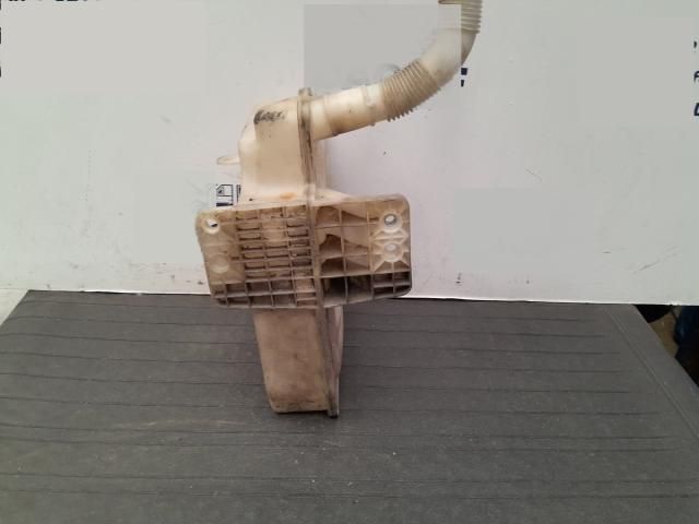 bontott SKODA OCTAVIA III Ablakmosó Tartály