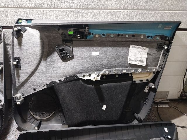 bontott SKODA OCTAVIA III Ajtó Kárpit Szett