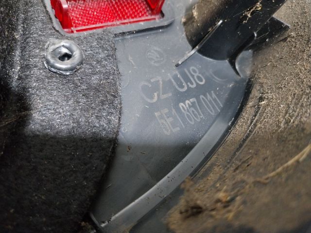 bontott SKODA OCTAVIA III Ajtó Kárpit Szett