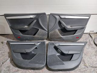 bontott SKODA OCTAVIA III Ajtó Kárpit Szett