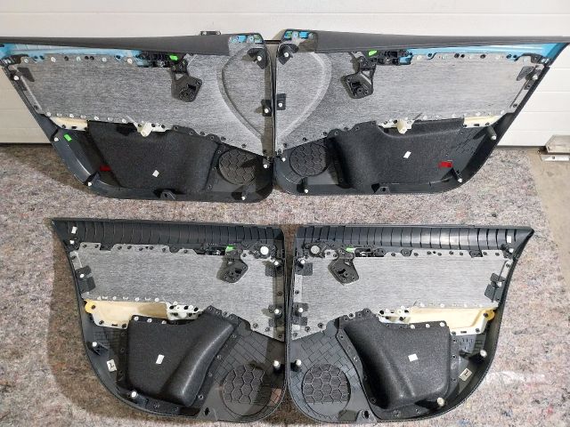 bontott SKODA OCTAVIA III Ajtó Kárpit Szett