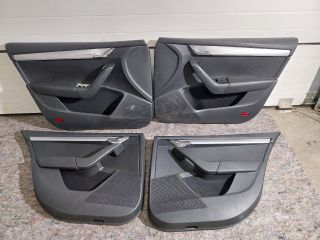 bontott SKODA OCTAVIA III Ajtó Kárpit Szett