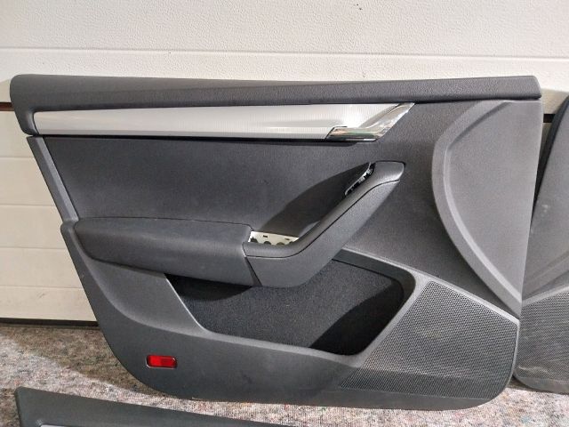 bontott SKODA OCTAVIA III Ajtó Kárpit Szett