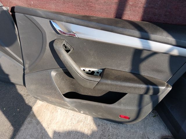 bontott SKODA OCTAVIA III Ajtó Kárpit Szett