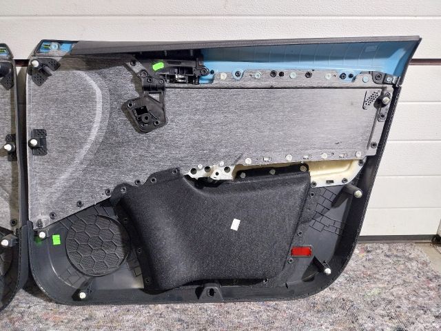 bontott SKODA OCTAVIA III Ajtó Kárpit Szett