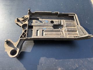 bontott SKODA OCTAVIA III Akkumulátor Tartó