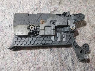 bontott SKODA OCTAVIA III Akkumulátor Tartó