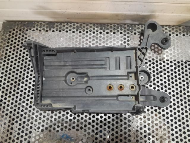 bontott SKODA OCTAVIA III Akkumulátor Tartó