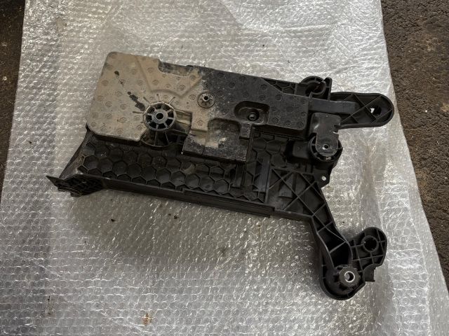 bontott SKODA OCTAVIA III Akkumulátor Tartó