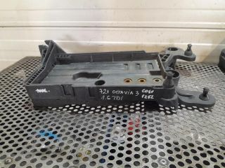 bontott SKODA OCTAVIA III Akkumulátor Tartó