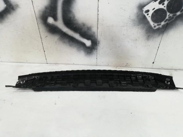 bontott SKODA OCTAVIA III Alsó Hűtőburkolat