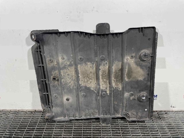 bontott SKODA OCTAVIA III Alsó Motorburkolat