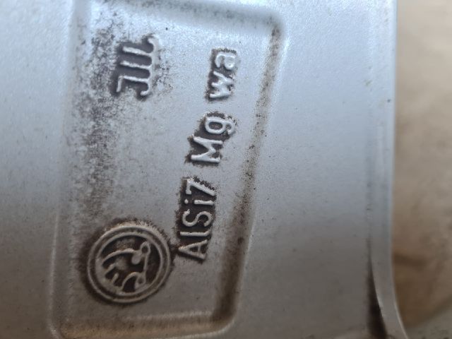 bontott SKODA OCTAVIA III Alufelni Szett Gumival