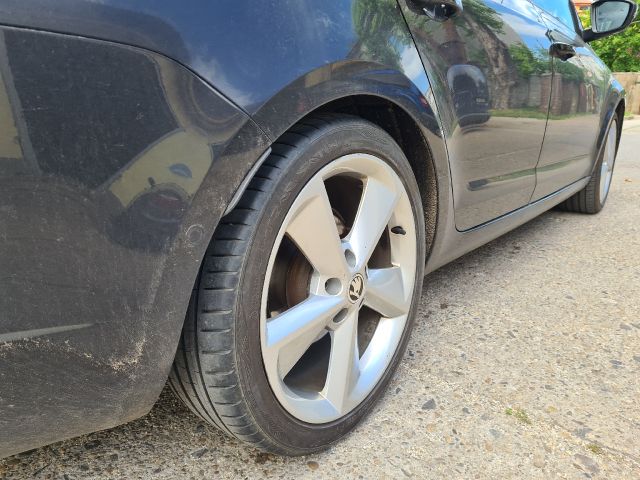 bontott SKODA OCTAVIA III Alufelni Szett Gumival