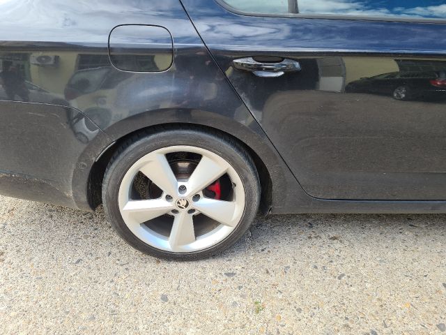 bontott SKODA OCTAVIA III Alufelni Szett Gumival