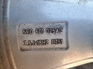 bontott SKODA OCTAVIA III Alufelni Szett Gumival