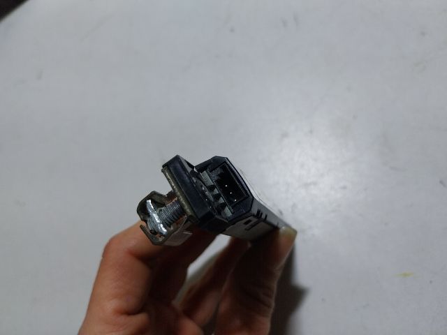 bontott SKODA OCTAVIA III Antenna Erősítő