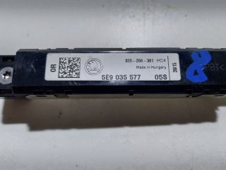 bontott SKODA OCTAVIA III Antenna Erősítő