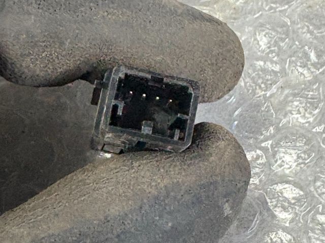 bontott SKODA OCTAVIA III AUX Csatlakozó