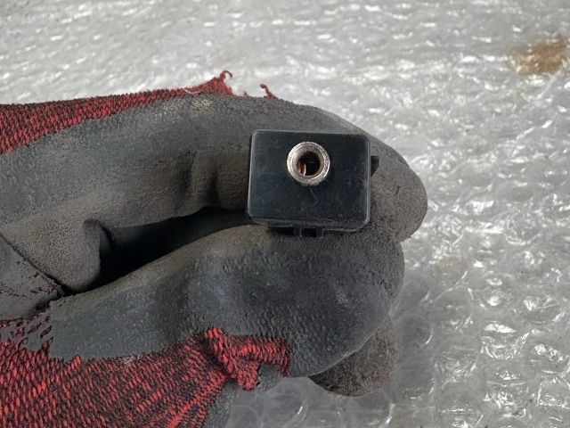 bontott SKODA OCTAVIA III AUX Csatlakozó