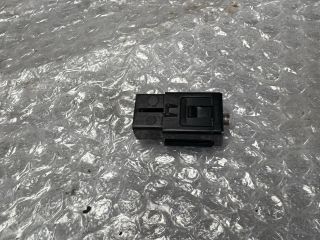 bontott SKODA OCTAVIA III AUX Csatlakozó