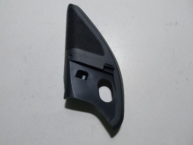 bontott SKODA OCTAVIA III Bal A Oszlop Hangszóró Burkolat