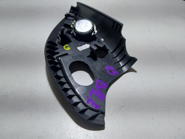 bontott SKODA OCTAVIA III Bal A Oszlop Hangszóró Burkolat