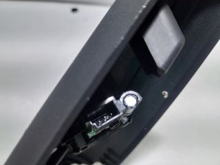 bontott SKODA OCTAVIA III Bal A Oszlop Hangszóró Burkolat