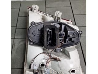 bontott SKODA OCTAVIA III Bal Belső Hátsó Lámpa