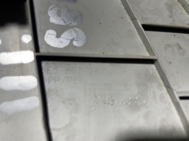 bontott SKODA OCTAVIA III Bal C Oszlop Burkolat