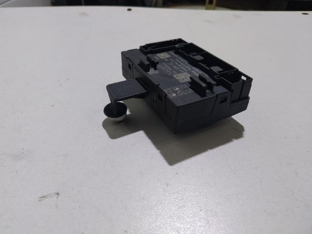 bontott SKODA OCTAVIA III Bal első Ablakemelő Elektronika