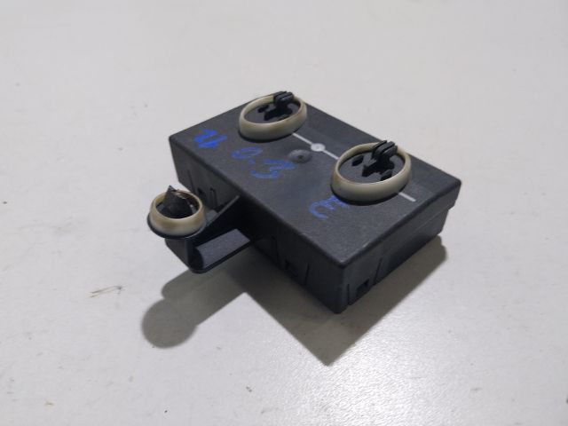 bontott SKODA OCTAVIA III Bal első Ablakemelő Elektronika