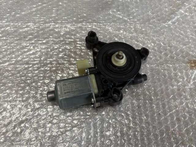 bontott SKODA OCTAVIA III Bal első Ablakemelő Motor