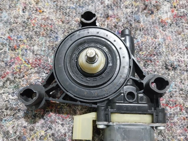 bontott SKODA OCTAVIA III Bal első Ablakemelő Motor