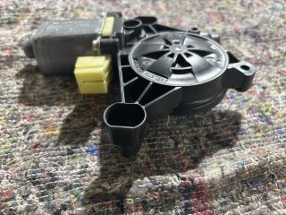 bontott SKODA OCTAVIA III Bal első Ablakemelő Motor