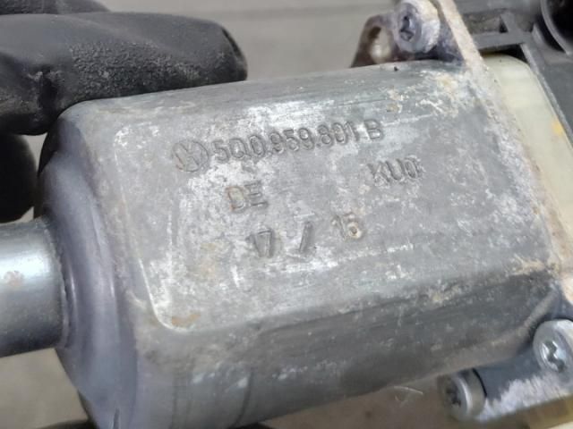 bontott SKODA OCTAVIA III Bal első Ablakemelő Motor