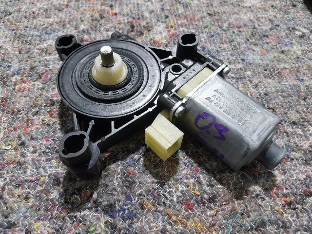 bontott SKODA OCTAVIA III Bal első Ablakemelő Motor