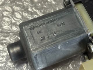 bontott SKODA OCTAVIA III Bal első Ablakemelő Motor