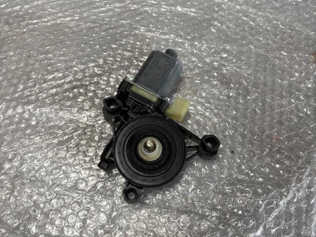 bontott SKODA OCTAVIA III Bal első Ablakemelő Motor