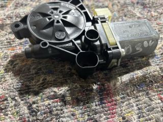 bontott SKODA OCTAVIA III Bal első Ablakemelő Motor