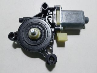 bontott SKODA OCTAVIA III Bal első Ablakemelő Motor