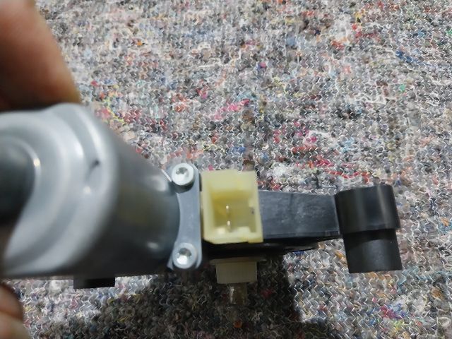 bontott SKODA OCTAVIA III Bal első Ablakemelő Motor